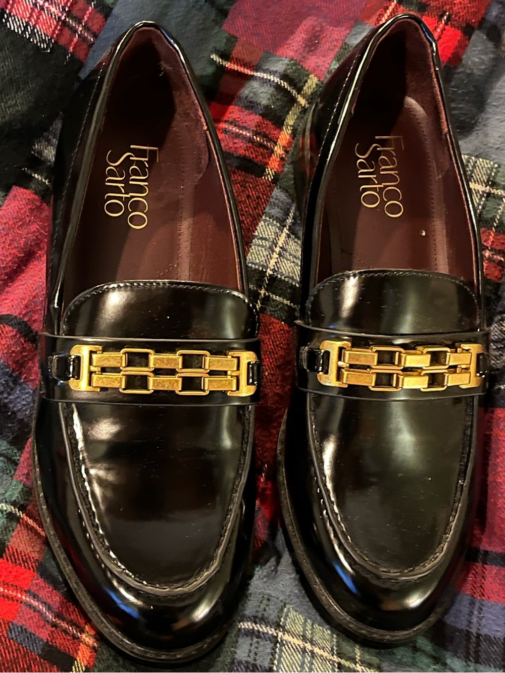 Franco Sarto Black Patent Loafers with Gold Chain Detail 6.5 36.5
